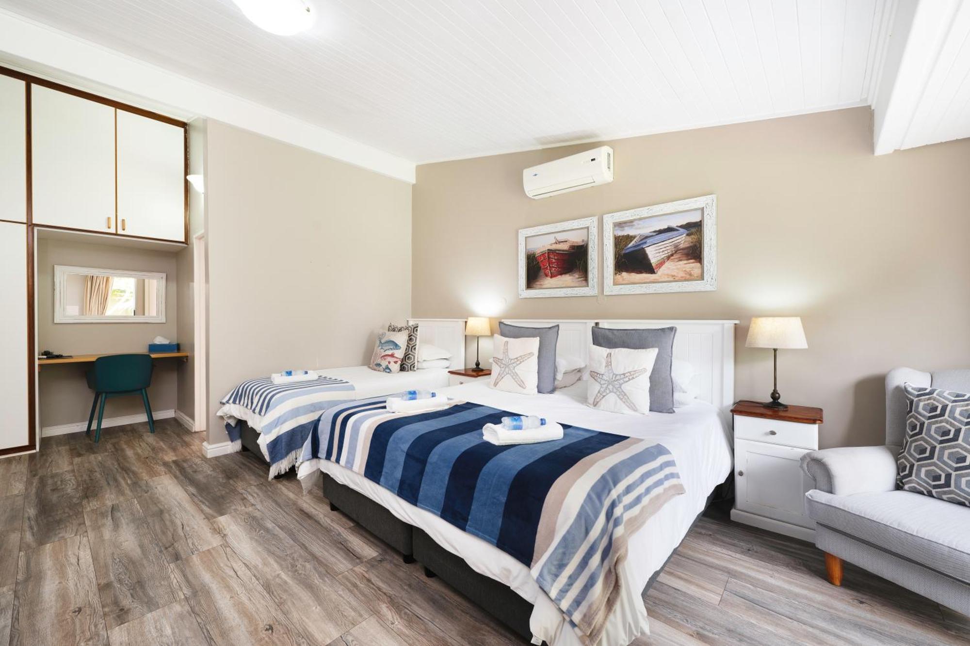 Admirals Lodge Guest House And Brightways Self Catering Apartments Port Elizabeth Exterior photo