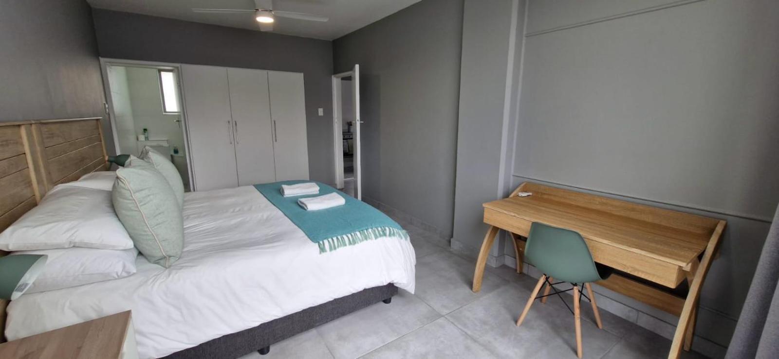 Admirals Lodge Guest House And Brightways Self Catering Apartments Port Elizabeth Room photo